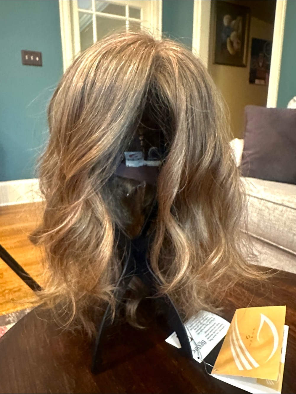Radiant Beauty - Gabor Wig
GL 10-14 Walnut